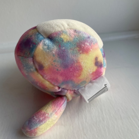 (FREE*) Squishmallow Erika the Cat - Picture 4 of 4